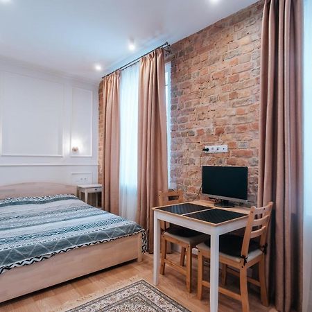 Stylish Latvian-Style Studio Apartment Near City Center, Parks, Cafes & Public Transit Riga Exterior foto