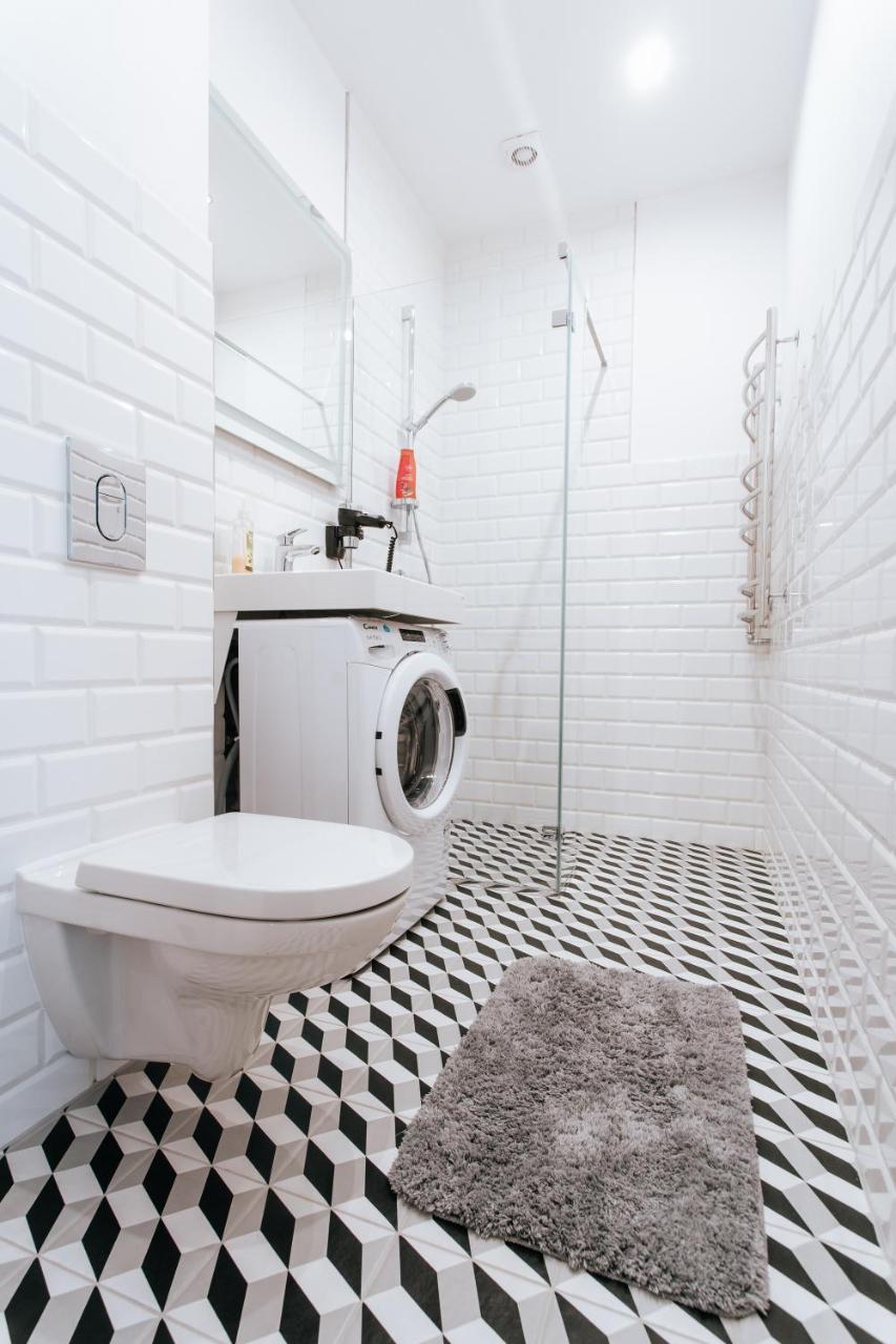 Stylish Latvian-Style Studio Apartment Near City Center, Parks, Cafes & Public Transit Riga Exterior foto